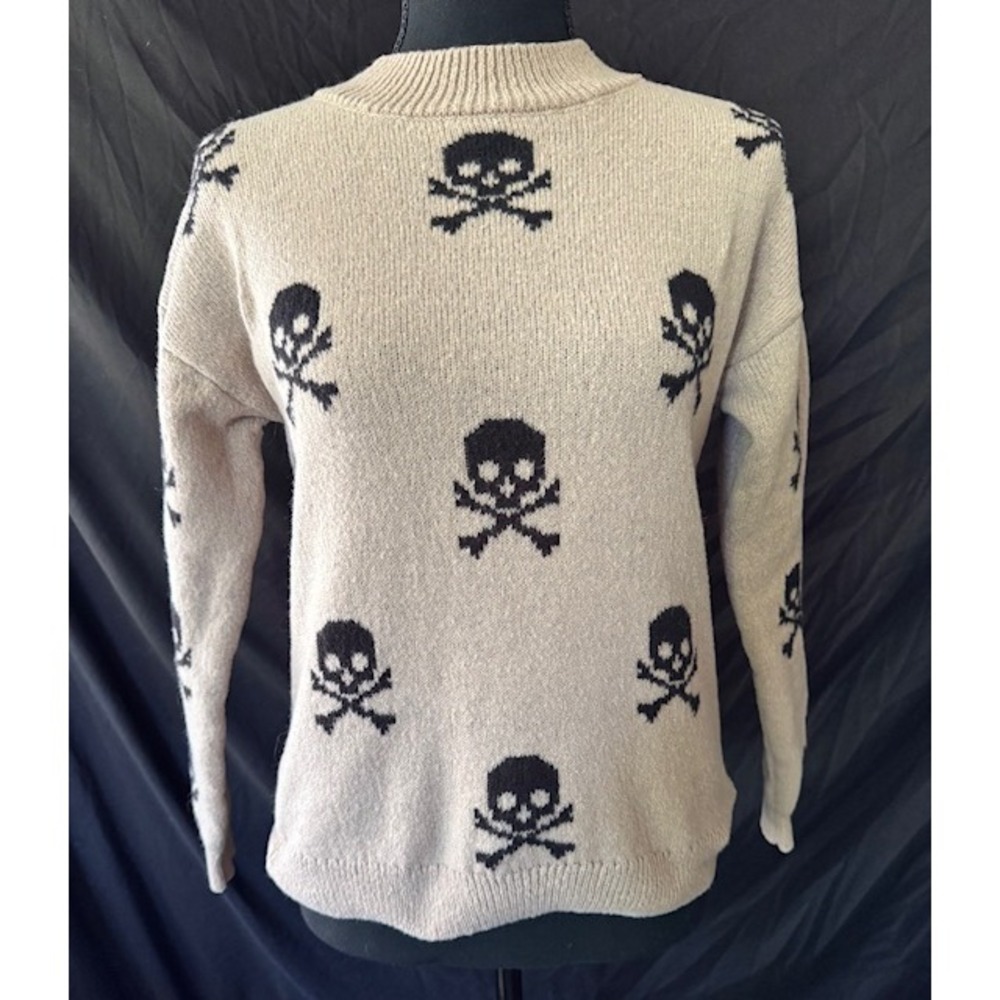 No Boundaries Tan Skull Crossbones Knit Sweater XS Black Goth Punk Pullover